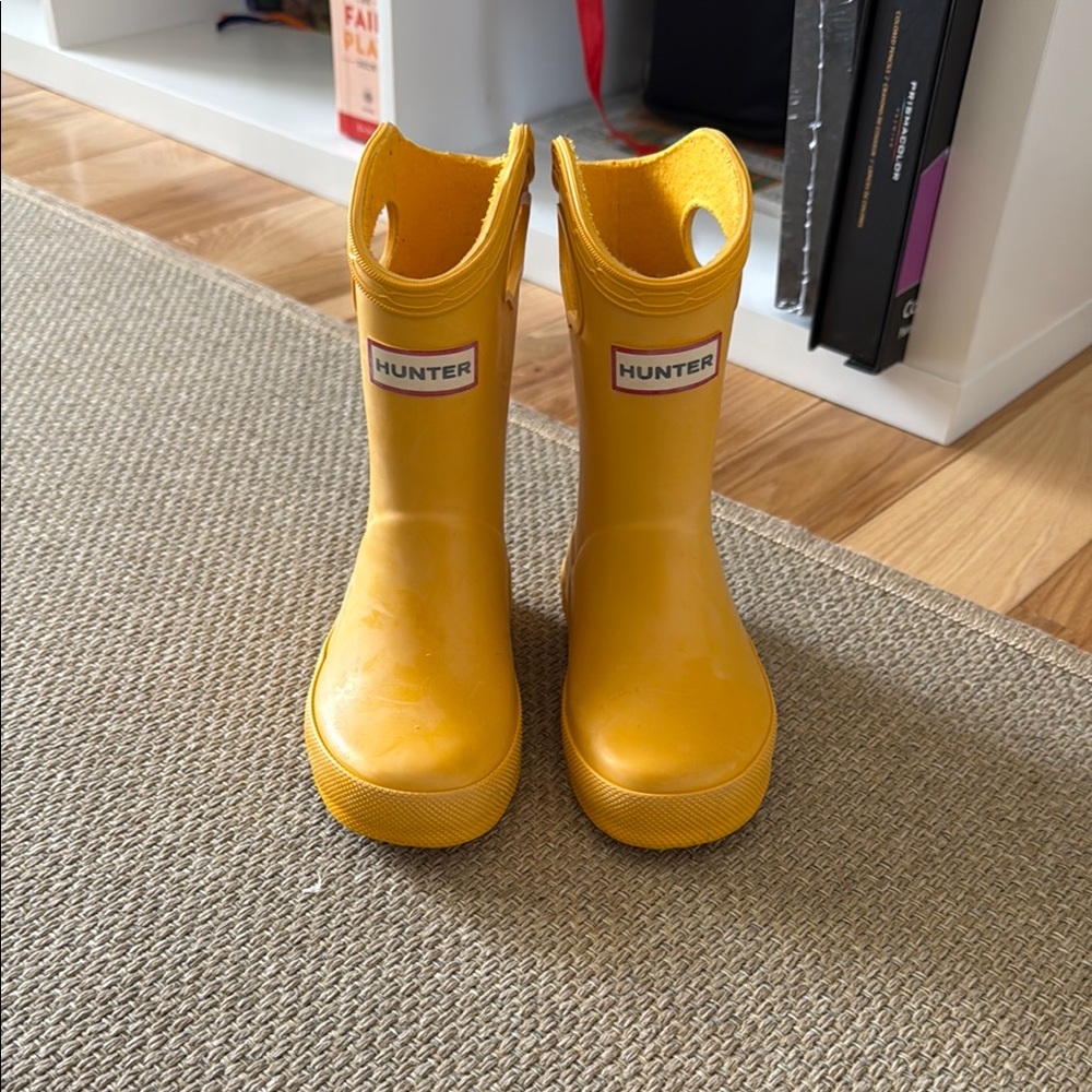 Hunter Yellow Glossy Rubber Boots